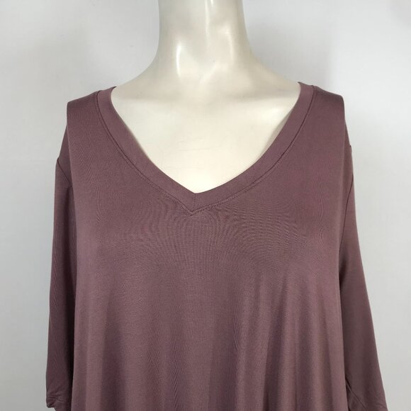 SUPER SOFT BY TORRID. WOMEN'S 1 - ROSE TAUPE TUNIC SUPER SOFT V-NECK HILO SHIRT - Picture 2 of 8